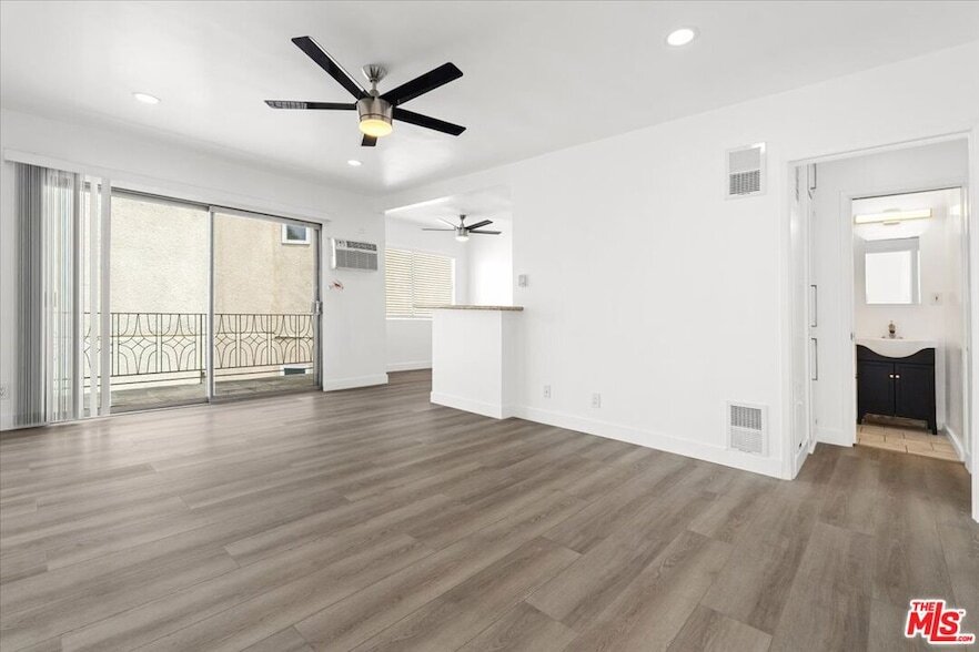 Foto principal - 612 Huntley Dr