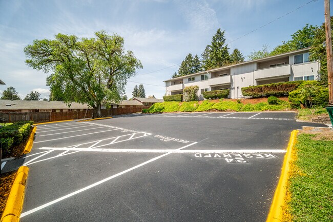 Foto del edificio - Oak Ridge