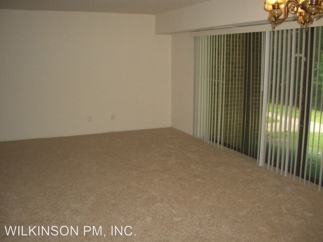 Building Photo - 2 br, 2 bath House - 7904 INVERTON RD. #T3