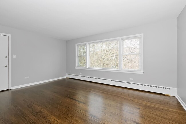 Interior Photo - 4444-50 W. 59th St. Chicago IL