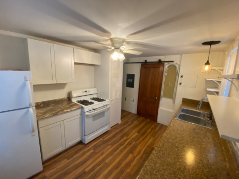 Foto principal - 159 Hoffman St