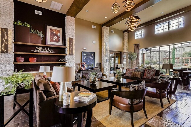 Building Photo - Sedona Ranch