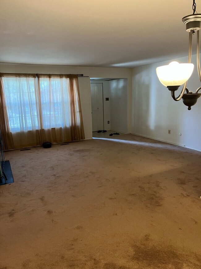 421 Old Xing Unit 421, Devon, PA 19333 Condo for Rent in Devon