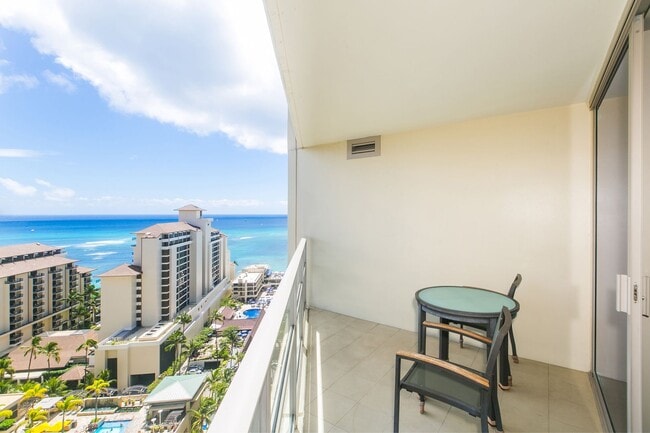 Building Photo - Trump Tower Waikiki Studio