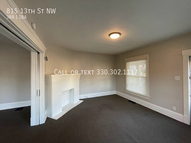 Foto del edificio - Large two bedroom one bathroom duplex for ...