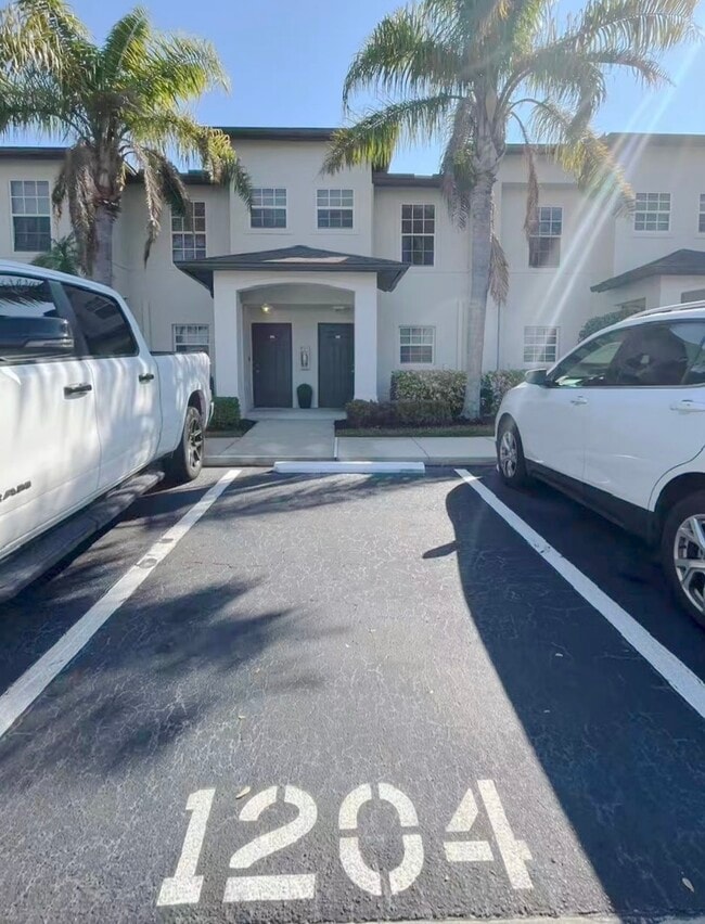 Building Photo - 9063 Gervais Cir