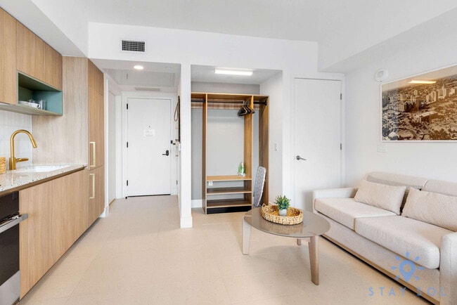 Foto del edificio - 601 NE 1st Ave