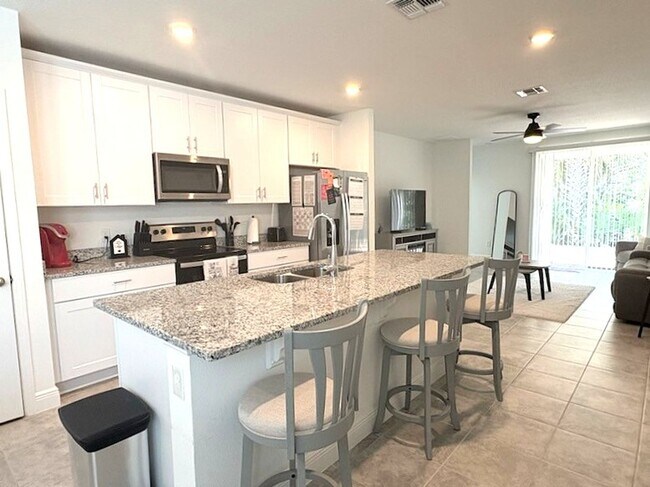 Foto del edificio - Beautiful Furnished 3 Bedroom Home in the Links at LPGA!