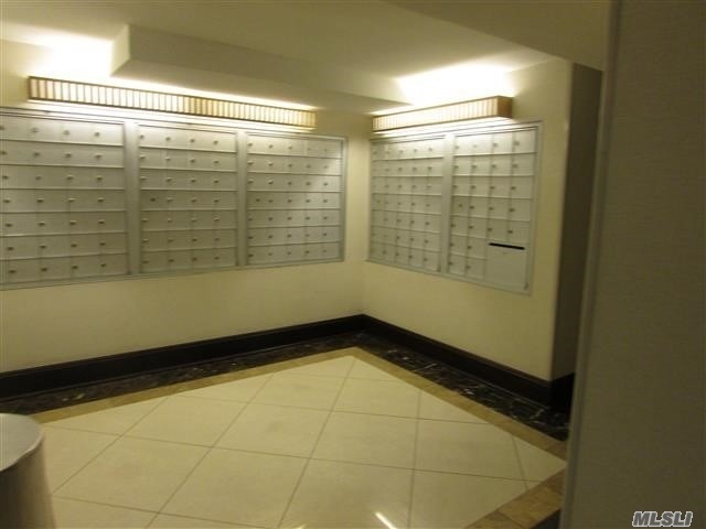 Building Photo - 118-18 Union Tpke