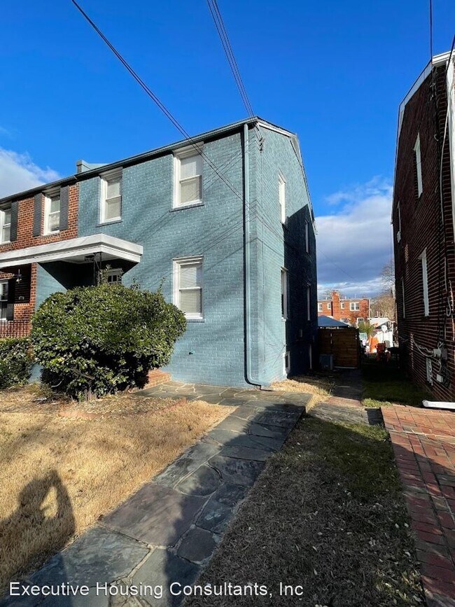 Building Photo - 4 br, 2 bath House - 4931 11th St NE