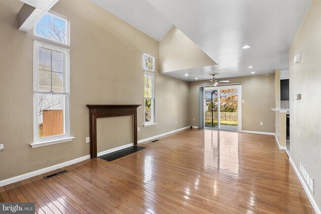 Foto del edificio - 2673 Jean Dr