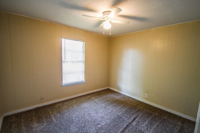 Foto del edificio - 1315 Dawson St