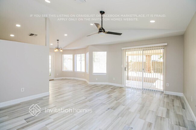 Building Photo - 5180 W Saragosa St