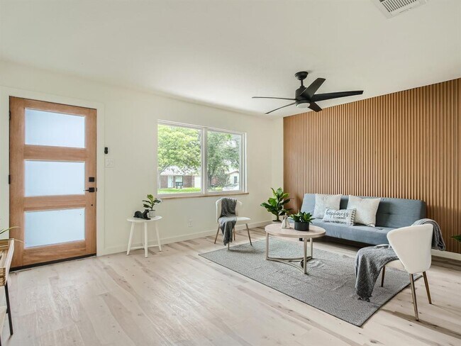 Foto del edificio - 402 Westmorland Dr