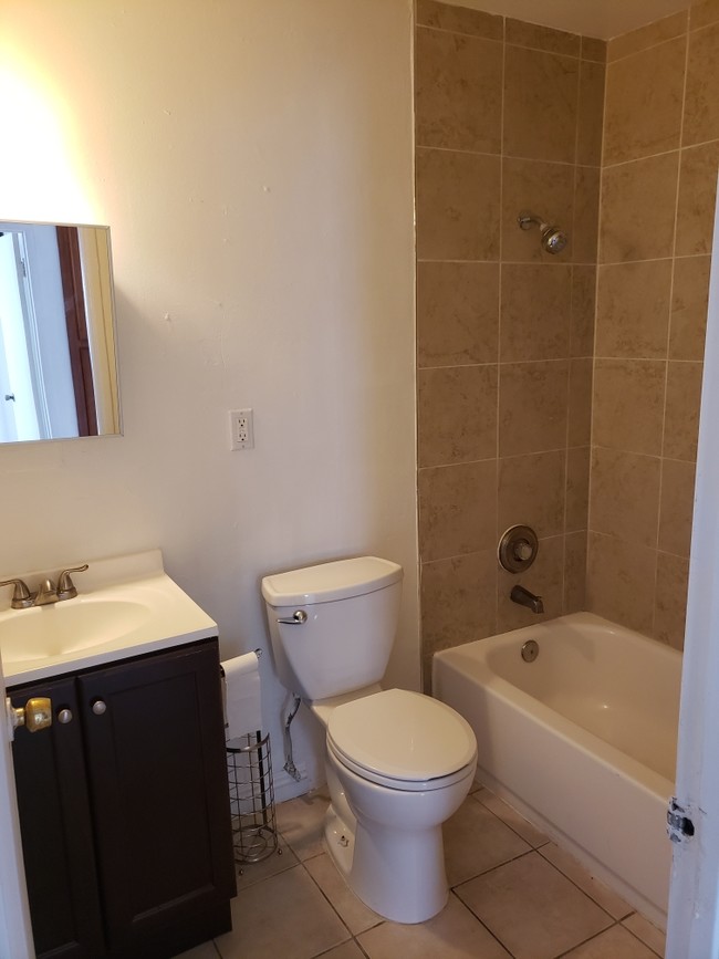 hallway bathroom - 3450 Monroe St