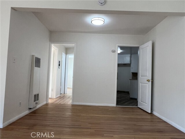 Foto del edificio - 401 W Grand Ave