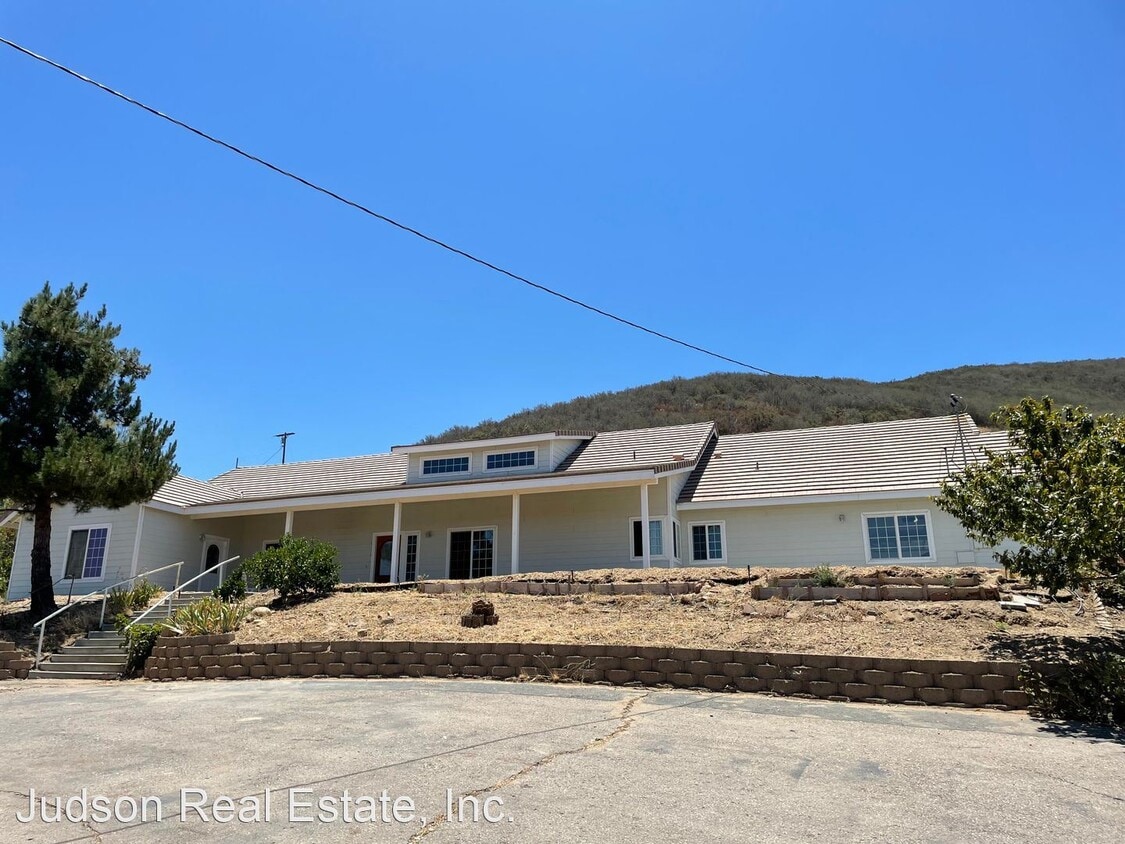 22365 Jans Oak View, Ramona, CA 92065 House Rental in Ramona, CA