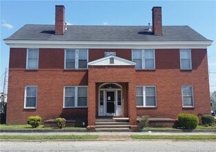 Building Photo - 406 North St
