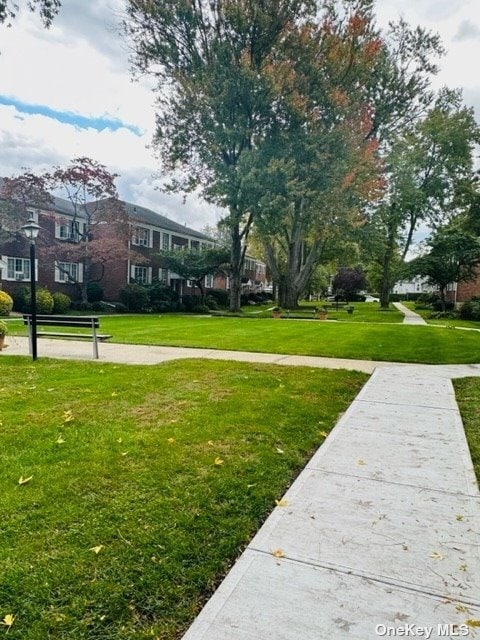 Building Photo - 32 Nathan Hale Dr