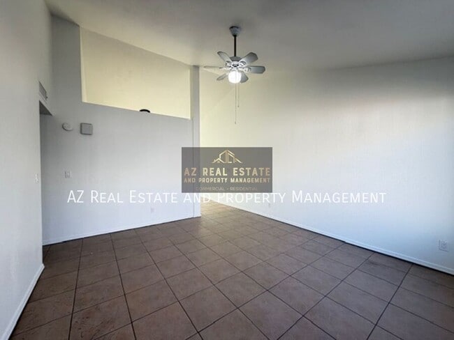 Foto del edificio - 5960 W Oregon Ave