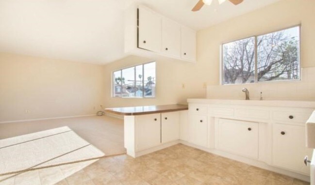 kitchen/living room - 1501 23rd St