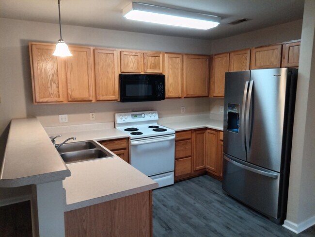 Foto del edificio - 2900 Trailwood Pines Ln