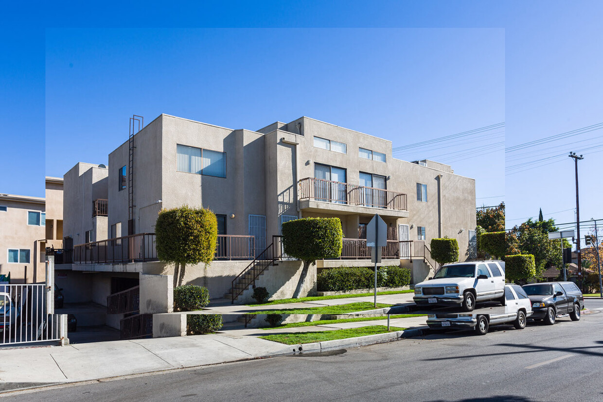 12653 Oxnard St Unit 4, North Hollywood, CA 91606 - Apartments in North  Hollywood, CA | Apartments.com