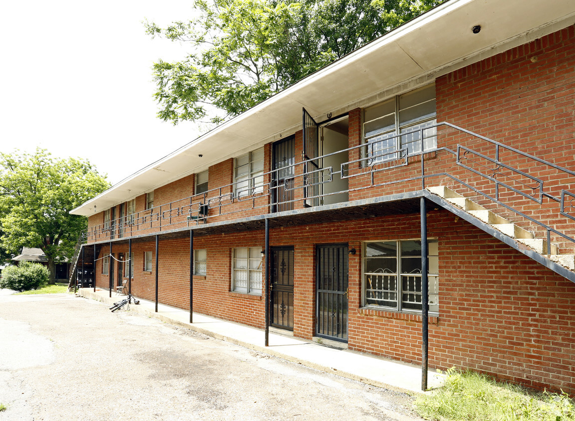 Building Photo - Monroe Apartments