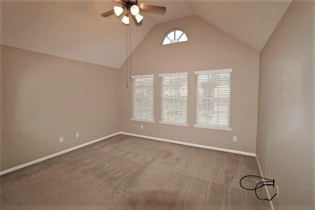 Building Photo - 12954 Iris Garden Ln