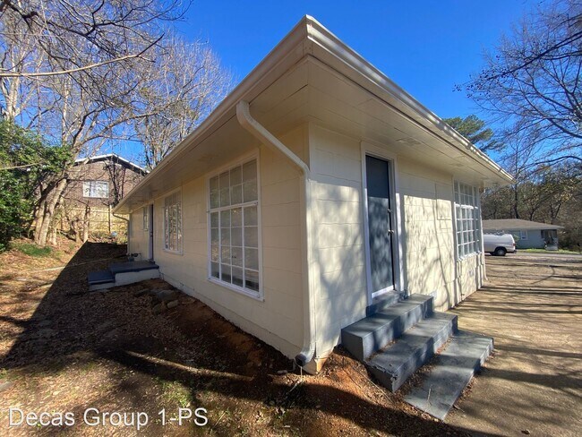 Foto del edificio - 3 br, 1 bath House - 16 Hedgewood Drive