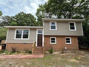 Building Photo - 1819 Cawdor Dr