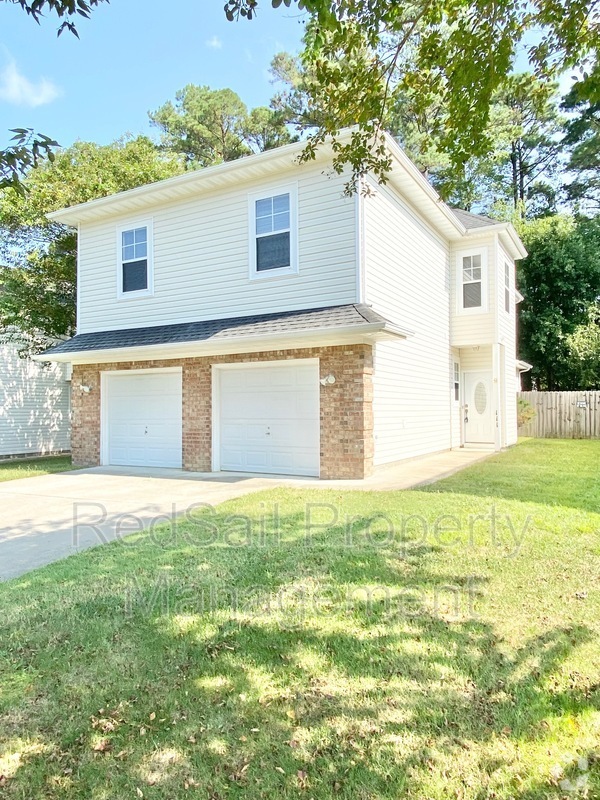 Building Photo - 111 Brightwood Terrace