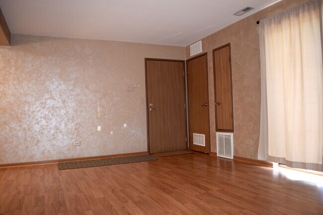 Foto del edificio - 2258 Abbeywood Dr