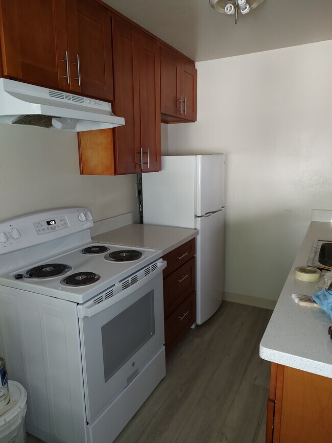 Kitchen - 45 Oak Ave
