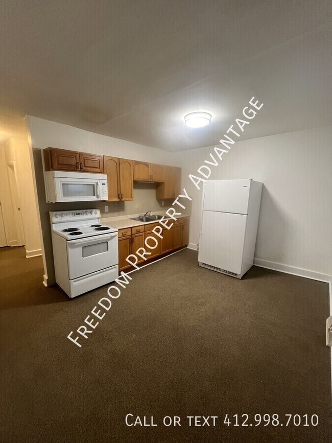 Foto del edificio - 346A Mt Vernon Dr