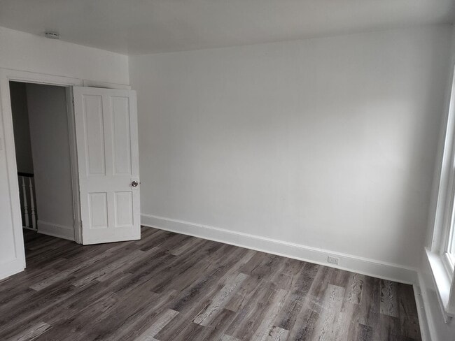 Foto del edificio - 916 N Pine St