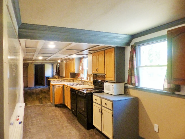 Building Photo - 1450 Utils Inc