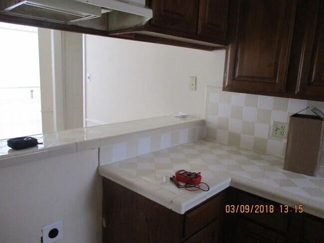 Building Photo - 10838 Sugar Hill Dr