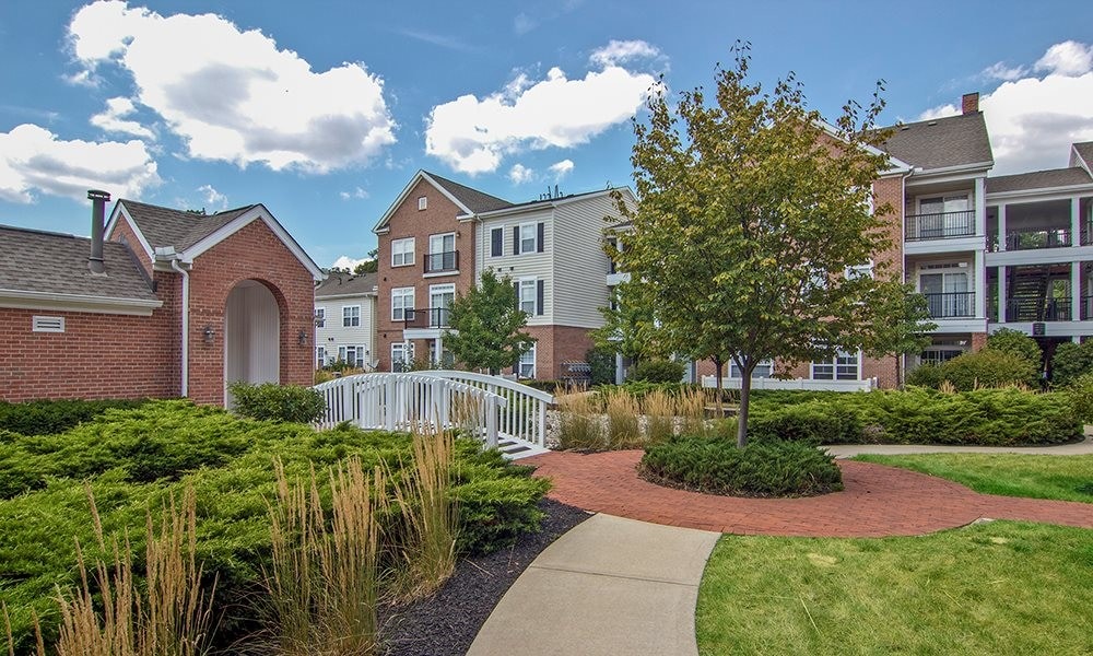 Chelsea Place Apartments & Townhomes – photo 1