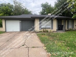 Building Photo - 1915 Avalon Ln