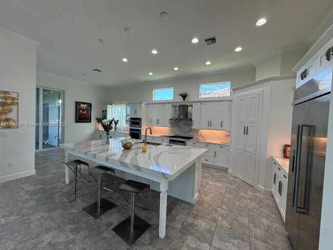 Building Photo - 4691 Estates Cir