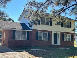 Building Photo - 733 Marlee Dr