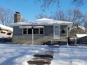 Building Photo - 2800 N Irving Ave