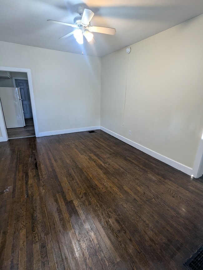 Building Photo - 1016 Memorial Ave