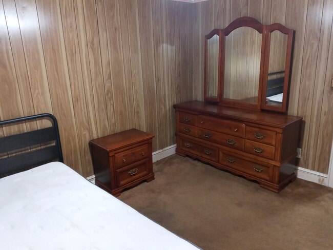 Foto del edificio - 34 Titus Ave