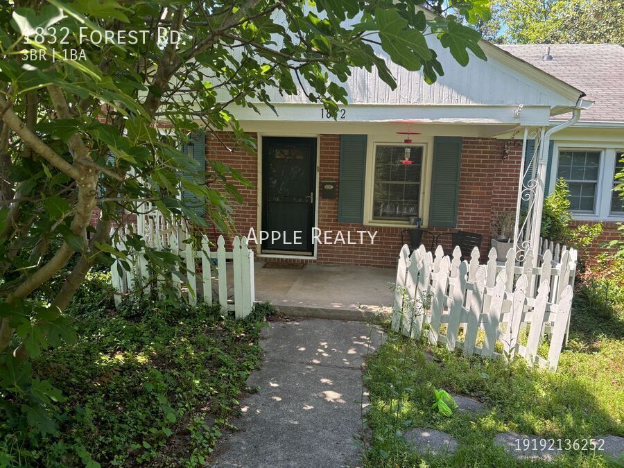Primary Photo - 1832 Forest Rd