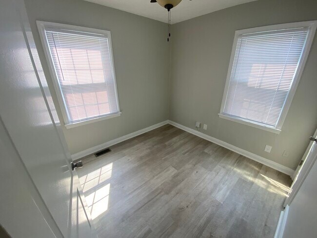Foto del edificio - Brand new 2 bedroom