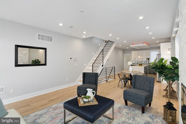 Building Photo - Newly Constructed Fishtown Home