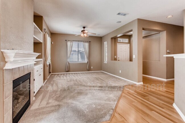 Building Photo - 10158 Autumn Blaze Trl