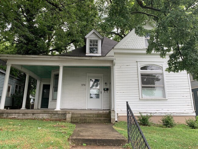 Foto del edificio - 376 Park Ave